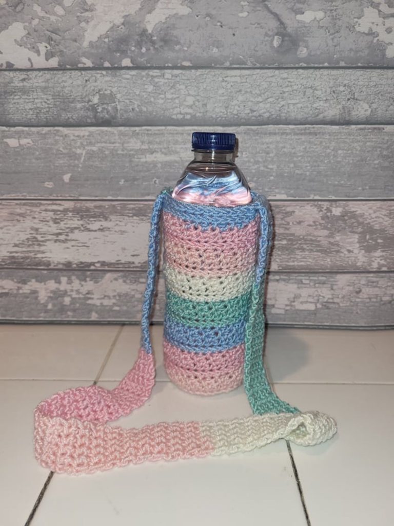 Knitted 16.9oz Water Bottle Sleeve - Light Purple